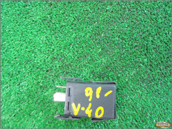 VOLVO V40 S40 1.9TD 98r - PRZEKAZNIK 05070502