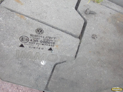 VW POLO III 1.9D 98r - SZYBA DRZWI PRAWY PRZÓD