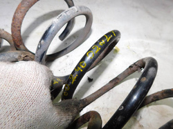 VOLVO S60 I 2.4 D5 2002r SPRĘŻYNA TYŁ