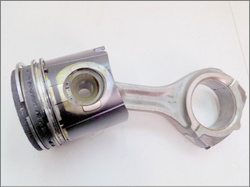 IVECO EuroTech 440KM 2001r - TŁOK Z KORBOWODEM