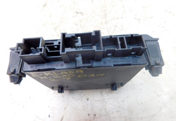 MERCEDES W210 LIFT KOMBI 2.7 01r MODUŁ DRZWI PRAWY PRZÓD 2108207626