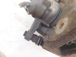 DISCOVERY III L319 2.7TD 04r ZACISK TYŁ LEWY