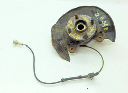 TOYOTA COROLLA E12 2.0 D4D PIASTA ZWROTNICA PRAWY PRZÓD