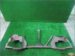 NISSAN X-TRAIL 2.2 2004r WZMOCNIENIE PAS PRZEDNI