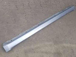 SUBARU LEGACY IV 2.0 08r PRÓG NAKŁADKA PROGU PRAWA