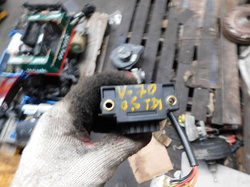 VOLVO V70 2.5TDI 1999r PRZEŁĄCZNIK WYCIERACZEK