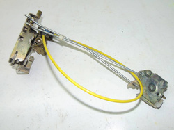 MERCEDES ATEGO 1318 2003r ZAMEK DRZWI PRAWYCH