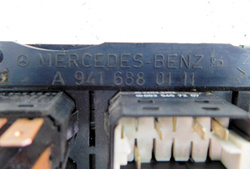 MERCEDES ECONIC 957.661 03 OM906 PANEL STEROWANIA PRZEŁĄCZNIKÓW A9416880111