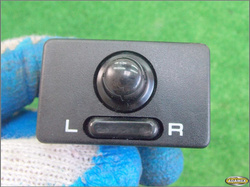 NISSAN MAXIMA QX 98r - PRZEŁĄCZNIK LUSTEREK