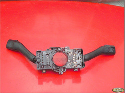 VW NEW BEETLE 99r - PRZEŁĄCZNIK ZESPOLONY