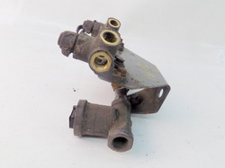 VOLVO FH12 380KM ZAWÓR ZABEZPIECZAJĄCY 0481063040