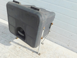 IVECO SCANIA DAF VOLVO SCHOWEK SKRZYNKA DO CIĘŻARÓWKI 35cmx35cmx30cm