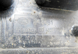 OPEL ASTRA H III 1.6 04r SKRZYNKA BEZPIECZNIKÓW 13206753