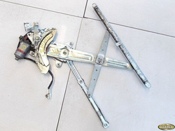 TOYOTA PREVIA II 2004r - PODNOŚNIK SZYBY PRAWY TYŁ