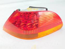 BMW E65 745i N62B44 02r LAMPA TYŁ PRAWY PRZEDLIFT