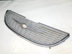 CHRYSLER VOYAGER IV 2001r ATRAPA GRILL