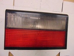 CITROEN XANTIA I 97r HB LAMPA W KLAPĘ LEWY TYŁ