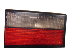 CITROEN XANTIA I 97r HB LAMPA W KLAPĘ LEWY TYŁ