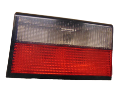 CITROEN XANTIA I 97r HB LAMPA W KLAPĘ PRAWY TYŁ