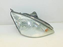 FORD FOCUS Mk1 2002r LAMPA PRAWY PRZÓD