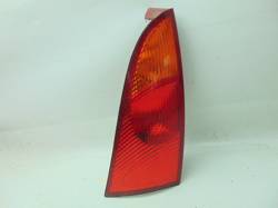 FORD FOCUS Mk1 3D HB 04r LAMPA TYŁ PRAWY EU 