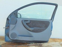 OPEL CORSA C 1.7DTI 01 DRZWI PRAWE 3D