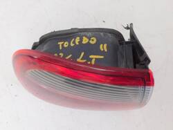 SEAT TOLEDO II 98-05r LAMPA KAROSERYJNA Z BŁOTNIKA LEWA TYŁ