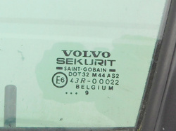 VOLVO S40 V40 1999r DRZWI LEWE PRZÓD