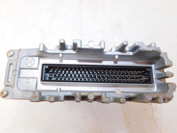 VOLVO V40 S40 1.9D 00r KOMPUTER STEROWNIK SILNIKA 0281001906