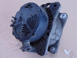 VW POLO III 1.4 00r ALTERNATOR 